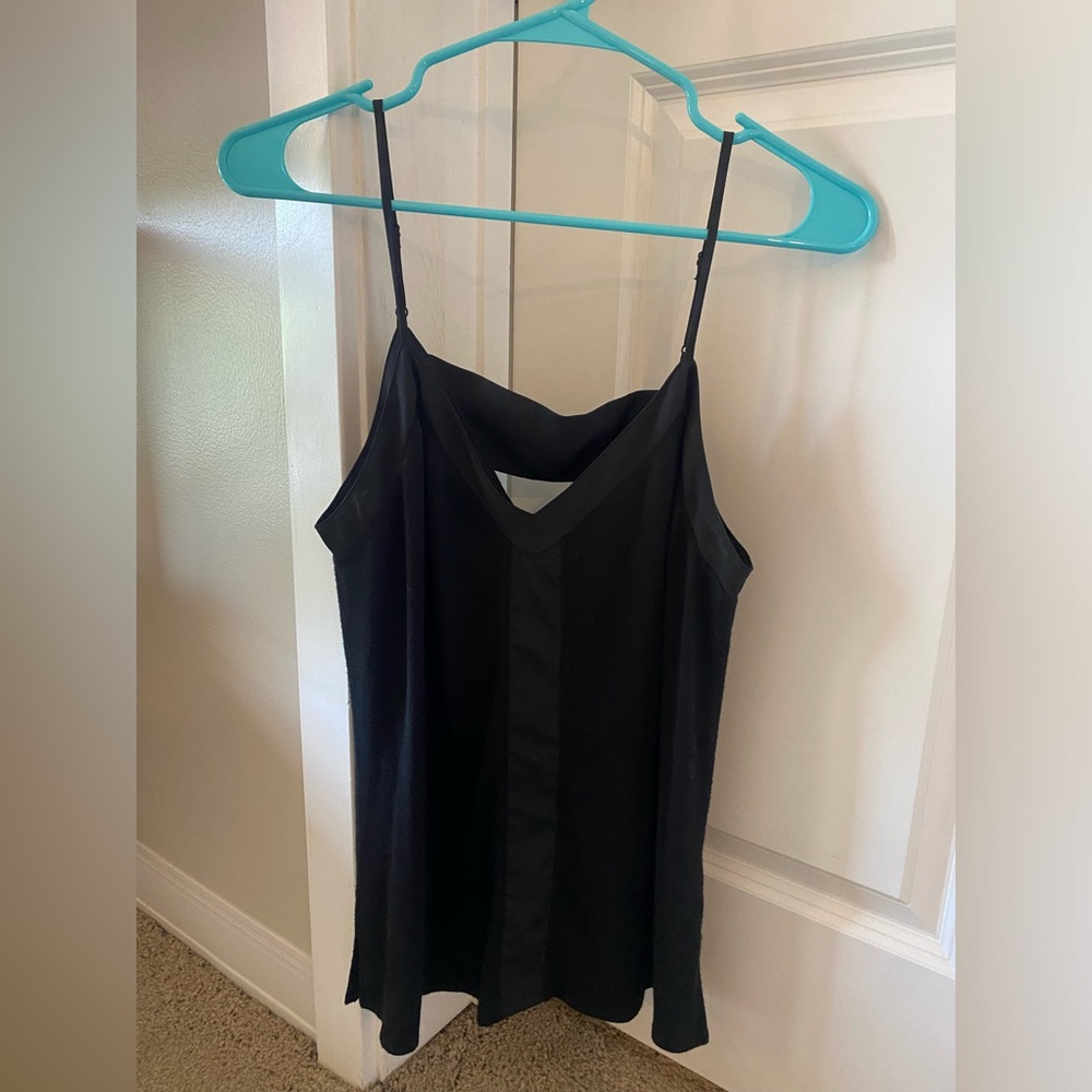 Gold ray black tank top